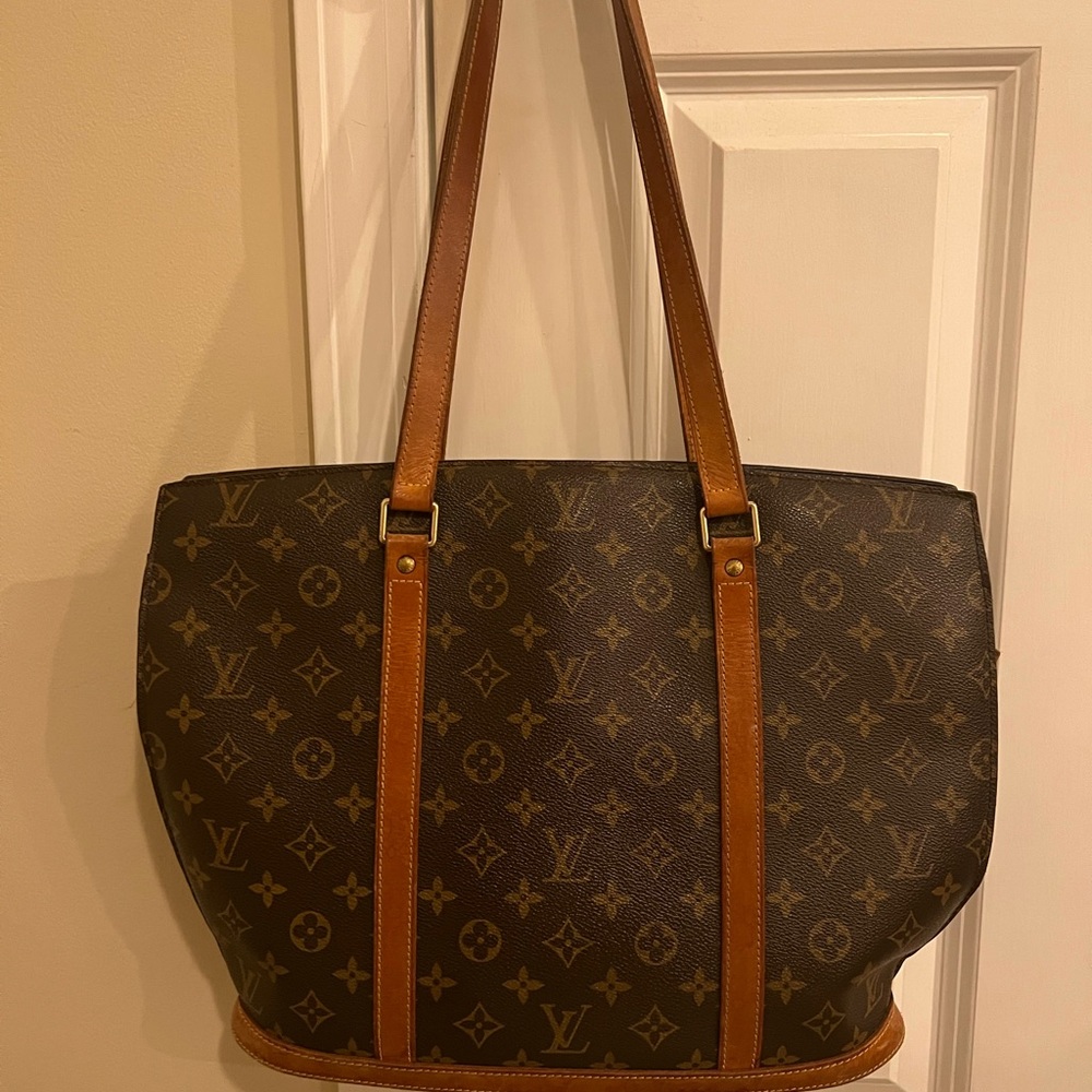 Louis Vuitton Babylone Tote